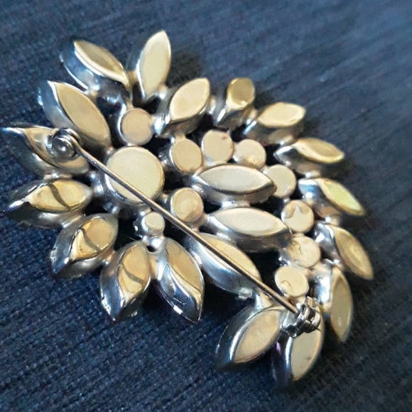 Vintage Pink Rhinestone Pin - Picture 3 of 3